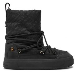 Śniegowce Tommy Hilfiger. Czarne trapery i śniegowce TOMMY HILFIGER. Za 749.99 zł.