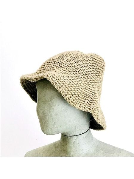 MILANO AMOUR Kapelusz w kolorze beżowym rozmiar: onesize. Brązowe kapelusze MILANO AMOUR, bez wzorów, z materiału. Za 147.56 zł.