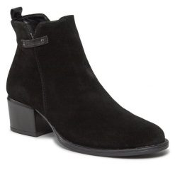 Botki Tamaris. Czarne botki Tamaris, bez wzorów, bez obcasa, na słupku, bez zapięcia. Za 479.99 zł.