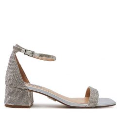 Sandały Steve Madden. Szare sandały Steve Madden, bez wzorów, bez obcasa, na słupku, bez zapięcia. Za 439.99 zł.