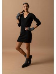 Perfect Cashmere Kaszmirowa sukienka w kolorze czarnym rozmiar: S. Czarne sukienki Perfect Cashmere, na co dzień, s, bez wzorów, z kaszmiru, bez kołnierzyka, bez ramiączek, mini, proste. Za 413.99 zł.