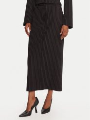 French Connection Spódnica midi 73ZBB Czarny Regular Fit. Czarne spódnice French Connection, bez wzorów, z syntetyku, midi. Za 449.99 zł.