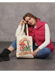 MORI Torebka w kolorze kremowym - 25 x 40 x 8 cm rozmiar: onesize. Brązowe torby na ramię MORI, bez wzorów, z bawełny, na ramię, bez dodatków. Za 66.31 zł.