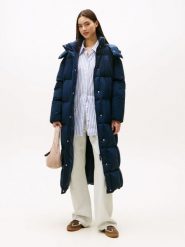 Tommy Jeans płaszcz puchowy Kobiety niebieski, XS. Niebieskie płaszcze Tommy Jeans, xs, bez wzorów, z jeansu, bez kaptura. Za 1,299.95 zł.