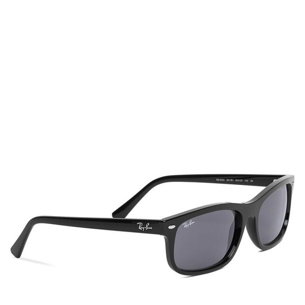Okulary przeciwsłoneczne Ray-Ban. Czarne okulary przeciwsłoneczne Ray-Ban, bez wzorów. Za 649.99 zł.