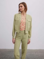 BGN Kurtka w kolorze jasnozielonym rozmiar: 34. Zielone kurtki BGN, bez wzorów, bez kaptura. Za 65.99 zł.