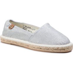 Espadryle TAMARIS - 1-24610-22 Silver Glam 919. Szare espadryle Tamaris, bez wzorów, z materiału, bez obcasa, na płaskiej podeszwie, bez zapięcia. W wyprzedaży za 99.00 zł.
