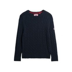 Sweter damski duży w splot warkoczowy Superdry. Niebieskie swetry Superdry, na zimę, bez wzorów, ze splotem, bez ramiączek. Za 284.00 zł.