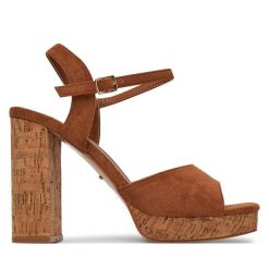 Sandały DeeZee. Brązowe sandały DeeZee, bez wzorów, bez obcasa, na słupku, bez zapięcia. Za 139.99 zł.