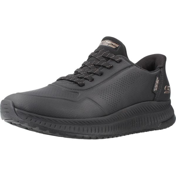 Buty SKECHERS 117740S Czarny. Czarne trekkingi Skechers, z materiału, trekkingowe. Za 299.99 zł.
