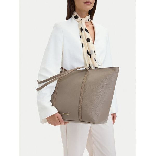 Torebka GINO ROSSI. Brązowe shopper Gino Rossi, bez wzorów, bez dodatków. Za 199.99 zł.