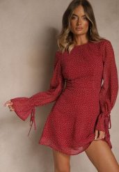 Bordowa Sukienka Vices Ozdobiona Transparentnymi Rękawami i Kropkami Celziva. Czerwone sukienki Renee, na co dzień, l, bez wzorów, z koronki, eleganckie, bez kołnierzyka, bez ramiączek, mini, dopasowane. Za 109.99 zł.