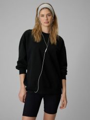 4F Bluza dresowa loose bez kaptura damska - czarna S. Czarne bluzy 4f, s, bez wzorów, z bawełny, bez kaptura. Za 159.99 zł.