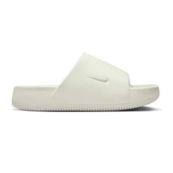 Damskie>klapki Nike. Białe klapki Nike, bez wzorów, bez obcasa. Za 192.99 zł.