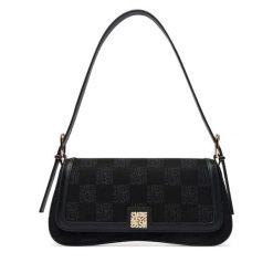 Torebka Steve Madden. Czarne torebki klasyczne Steve Madden, bez wzorów, bez dodatków. Za 429.99 zł.