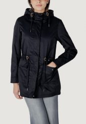 Parka Kobieta ONLY ONLLOUISE PARKA CC LIFE OTW. Czarne parki Only, na zimę, m, bez kaptura. Za 248.70 zł.