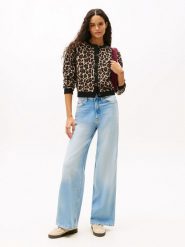 TOMMY JEANS Dżinsy - Comfort fit - w kolorze błękitnym rozmiar: W30/L30. Niebieskie jeansy Tommy Jeans, l, z aplikacjami, z podwyższonym stanem. Za 303.78 zł.