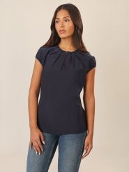 APART Bluzka w kolorze granatowym rozmiar: 36. Niebieskie bluzki Apart, bez wzorów, bez kołnierzyka, bez ramiączek. Za 165.99 zł.