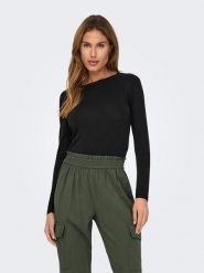 JDY Koszulka w kolorze czarnym rozmiar: XXL. Czarne bluzki JDY, xxl, bez wzorów, bez kołnierzyka, bez ramiączek. Za 74.81 zł.