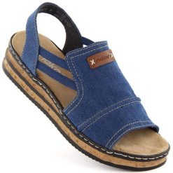 Komfortowe sandały damskie na platformie jeansowe Rieker 62982-12. Sandały Rieker, bez wzorów, z jeansu, bez obcasa, na platformie, bez zapięcia. Za 319.99 zł.
