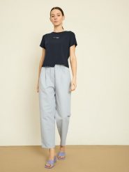 BGN Koszulka w kolorze granatowym rozmiar: 34. Niebieskie bluzki BGN, bez wzorów, bez kołnierzyka, bez ramiączek. Za 56.99 zł.