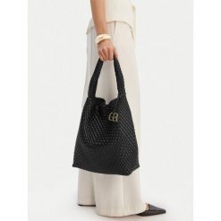 Torebka GINO ROSSI. Czarne torebki klasyczne Gino Rossi, bez wzorów, bez dodatków. Za 299.99 zł.