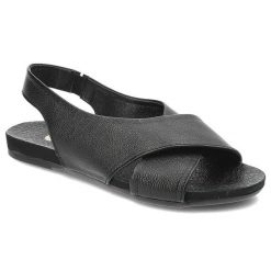 Czarne Sandały Armodo Płaskie Obuwie Damskie. Czarne sandały Armodo, bez wzorów, ze skóry, klasyczne, bez obcasa, na obcasie, bez zapięcia. Za 260.99 zł.