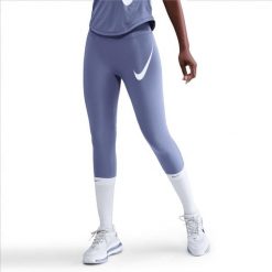 Legginsy Nike Tempo Swoosh dla kobiet 7/8. Fioletowe legginsy sportowe Nike, s, bez wzorów, z materiału, do biegania, dri-fit (nike). Za 266.85 zł.