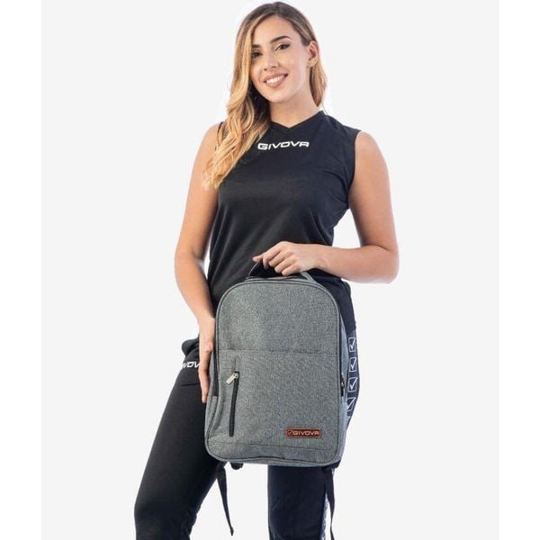 Plecak Givova City średni efekt denimu 38 x 29 x 16 cm. Szare plecaki Givova, bez wzorów, z denimu. Za 88.01 zł.