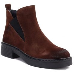 Skórzane botki damskie sztyblety na klocku brązowe Vinceza 133128. Brązowe botki VINCEZA, bez wzorów, ze skóry, bez obcasa, bez zapięcia. Za 269.99 zł.