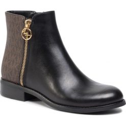 Botki MICHAEL MICHAEL KORS - Jaycie Flat 40F8JAFE7L Blk/Brown. Brązowe botki MICHAEL Michael Kors, bez wzorów, z materiału, bez obcasa, bez zapięcia. Za 839.00 zł.