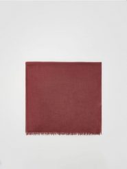Gładki szal - bordowy. Czerwone szaliki Reserved, bez wzorów. Za 59.99 zł.