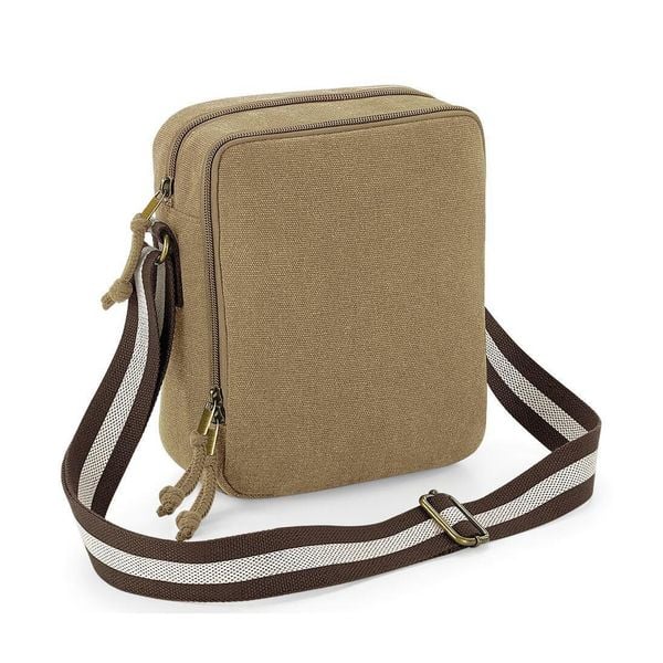 Torba Quadra Canvas. Białe torby na ramię QUADRA, bez wzorów, vintage, na ramię, bez dodatków. Za 137.50 zł.
