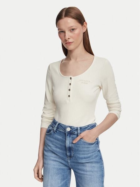 Guess Bluzka W6YP60 K5318 Kremowy Slim Fit. Białe bluzki Guess, l, z aplikacjami, z syntetyku, bez kołnierzyka, bez ramiączek. Za 284.99 zł.