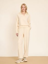 BGN Bluza w kolorze beżowym rozmiar: 36. Brązowe bluzy BGN, bez wzorów, bez kaptura. Za 128.25 zł.