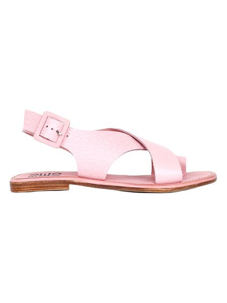 Bueno Skórzane sandały w kolorze jasnoróżowym rozmiar: 40. Różowe sandały Bueno, bez wzorów, klasyczne, z otwartym noskiem, bez obcasa, bez zapięcia. Za 170.47 zł.