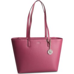 Torebka DKNY - R74A3014 Pink PNK. Czerwone shopper DKNY, bez wzorów, ze skóry, bez dodatków. W wyprzedaży za 509.00 zł.
