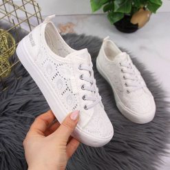 Białe tenisówki koronkowe Big Star W274925. Białe trampki Big Star, bez wzorów, z gumy, bez zapięcia. Za 219.99 zł.