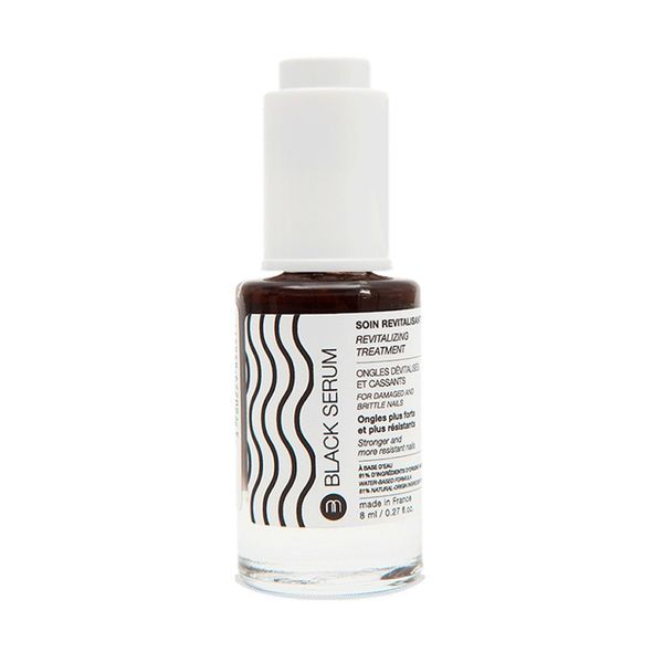 Nailmatic Black Serum – rewitalizująca odżywka do paznokci Odżywki do paznokci 8 ml REGROWTH TREATMENT. Pielęgnacja paznokci Nailmatic. Za 42.39 zł.