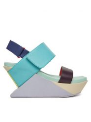 United Nude Sandały Delta Wedge Sandal 1041387716 Kolorowy. Sandały United Nude, bez wzorów, ze skóry, bez obcasa, na koturnie, bez zapięcia. Za 859.99 zł.
