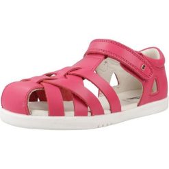 Sandały BOBUX TROPICANA II Rose. Czerwone sandały BOBUX, bez wzorów, ze skóry, bez obcasa, bez zapięcia. Za 299.99 zł.