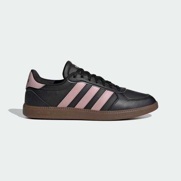 Buty Breaknet Sleek. Brązowe trekkingi Adidas, z gumy, trekkingowe. Za 239.00 zł.