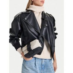 Saszetka Hunter. Białe torby na ramię Hunter, bez wzorów, młodzieżowe, bez dodatków. Za 129.99 zł.