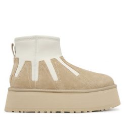 Śniegowce Ugg. Brązowe trapery i śniegowce UGG. Za 879.99 zł.