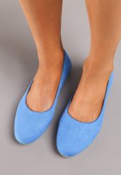 Niebieskie Balerinki z Imitacji Zamszu z Okrągłym Noskiem Garneli. Niebieskie baleriny Born2be, bez wzorów, z jeansu, z okrągłym noskiem, bez obcasa. Za 49.99 zł.