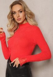 Czerwony Wełniany Golf z Elastycznej Dzianiny Starbana. Czerwone golfy Renee, bez wzorów, z dzianiny, bez ramiączek. Za 34.99 zł.
