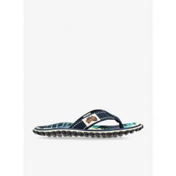 Japonki Gumbies Islander Canvas Flip-Flops. Niebieskie klapki Gumbies, bez wzorów, bez obcasa. Za 109.99 zł.
