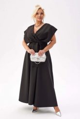 Elegancka czarna sukienka Flavia na wesele PLUS SIZE XXL JESIEŃ. Czarne sukienki Moda Size Plus Iwanek, na imprezę, na jesień, plus size, bez wzorów, z elastanu, eleganckie, bez kołnierzyka, plus size, bez ramiączek, mini, kopertowe. Za 429.90 zł.