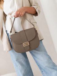 Lia Biassoni Skórzana torebka "Sangro" w kolorze beżowym - 27 x 22 x 7 cm rozmiar: onesize. Brązowe torby na ramię Lia Biassoni, bez wzorów, z materiału, na ramię, bez dodatków. Za 304.56 zł.