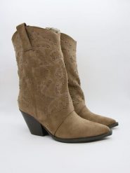 Bellucci Kowbojki w kolorze khaki rozmiar: 40. Brązowe kozaki Bellucci, na zimę, bez obcasa, bez zapięcia. Za 124.95 zł.